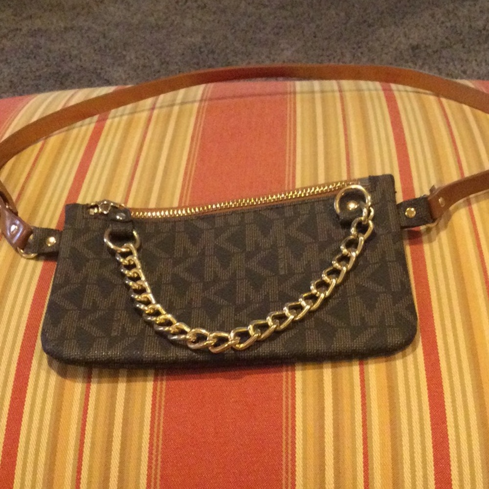Michael Kors Fanny Pack with Gold Chain, like new.
